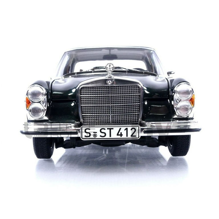 1968 Mercedes-Benz 280 SE Pine Green Metallic 1/18 Diecast 1968 Mercedes-Benz 280 SE Pine Green Metallic 1/18 Diecast