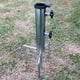 thumbnail image 4 of Fiudx Toma de Tierra para Sombrilla, Base de Hierro Galvanizado Resistente, Diseño de Pistón Ajustable, Agarre Seguro, Uso Familiar En Exteriores, Aplicación En Terrazas de Hoteles, Fácil Instalación, 4 of 6