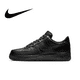 thumbnail image 2 of Zapatillas clásicas de corte bajo para hombre Nike Air Force 1'07, 2 of 5