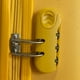 thumbnail image 3 of Maleta Rigida Peak Tour Badu Amarillo 24' Llantas Spinner, 3 of 5