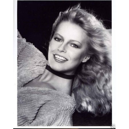 Cheryl Ladd - Black Band Necklace Photo Print (8 x 10) | Walmart Canada
