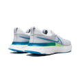 thumbnail image 3 of NIKE MENS React Infinity Run Flyknit 2 "Laser Blue" CT2357 007 CT2357 007 from Stadium Goods, 3 of 8