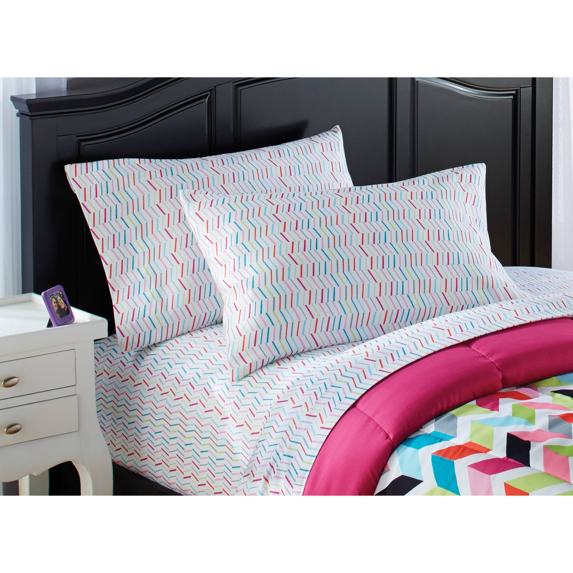 Your Zone Bright Chevron Print Bed In A Bag Bedding Set 1 Each Walmart Com Walmart Com
