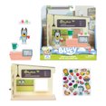 thumbnail image 4 of Mini-bar à jus Bluey Let's Play Chef, 4 of 5