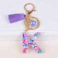 thumbnail image 4 of Llavero con 26 letras en inglés de estilo europeo y americano de moda, colgante con borlas y letras de piedra de color epoxi de cristal, 4 of 6