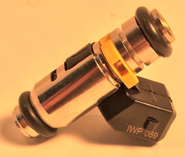 High Performance Set of 2 Injectors 5.7g/s Fuel Injector for 20012002