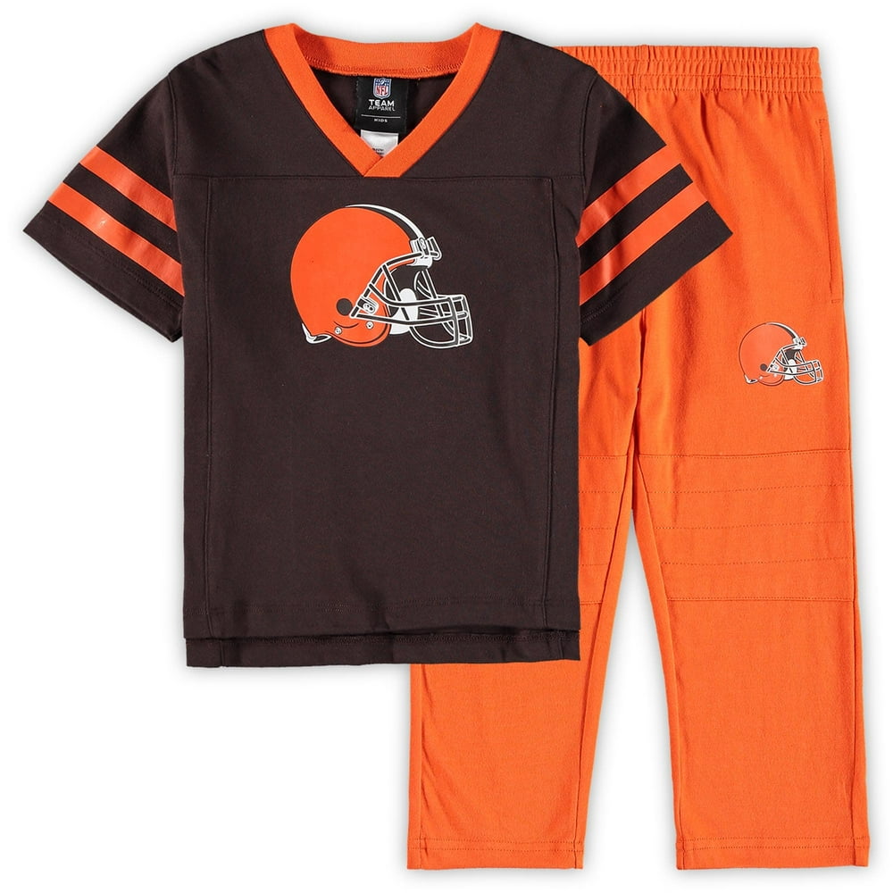 black t shirt and brown pants