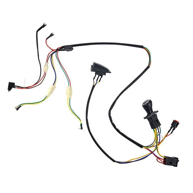 circuito de modificación de coche eléctrico para niños arnés de cableado, vista cenital de arnés negro con cables rojo, amarillo, verde y azul, conectores de plástico y interruptor visibles; accesorio para juguete electrónico y accesorios para coches de juguete, adecuado para reemplazo o modificación doméstica.
