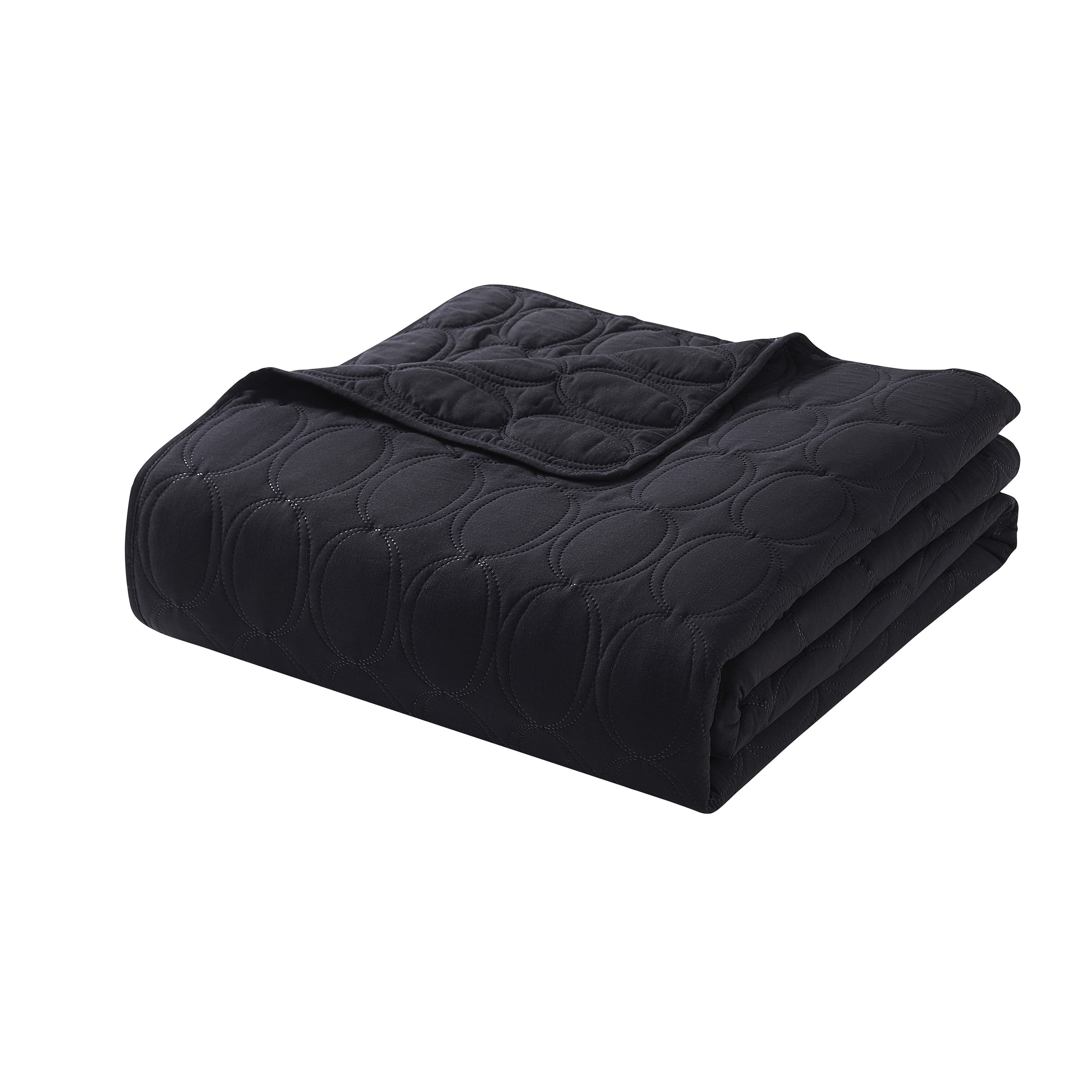 VCNY Home Circles 3-Piece Black Geometric Pinsonic Quilt Set, Full/Queen, Adult, Unisex