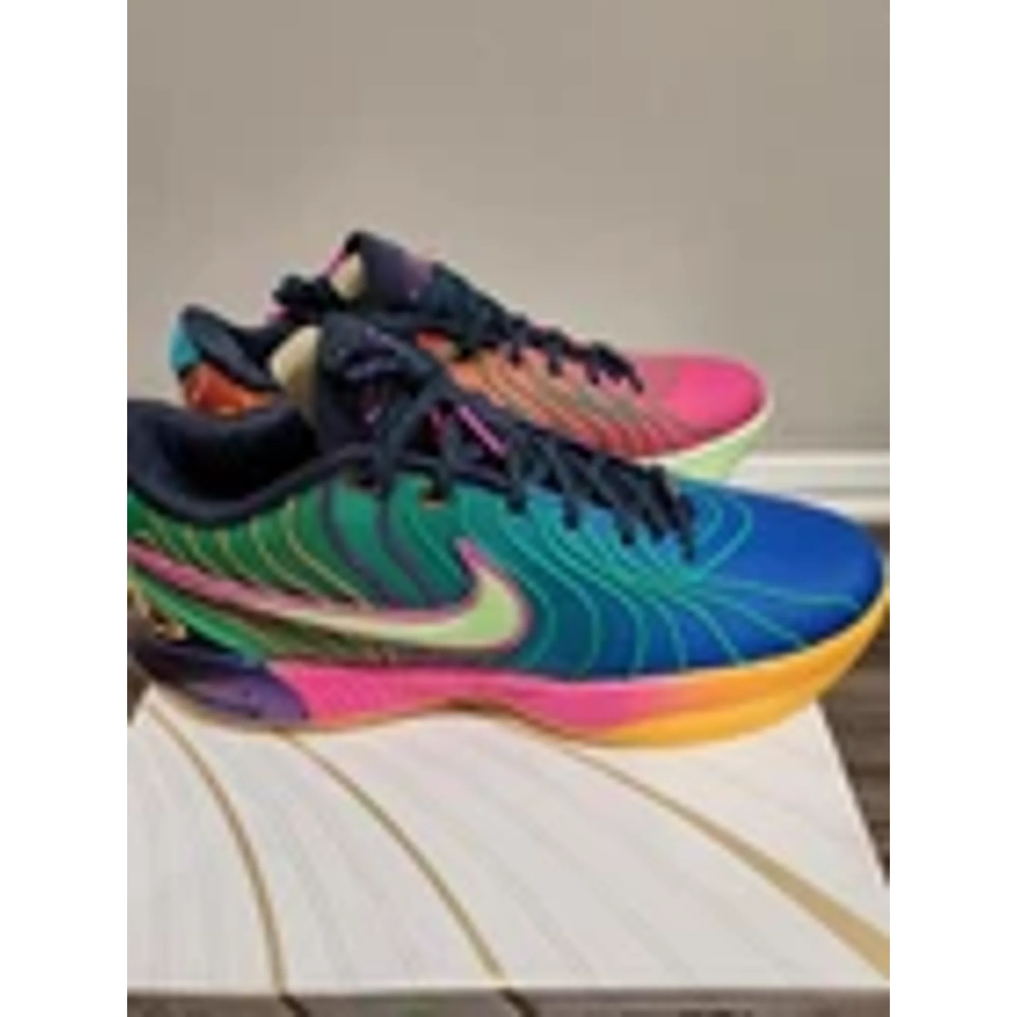 レブロン21 27.5センチです。 国内7月1日発売予定】 ナイキ レブロン 21 