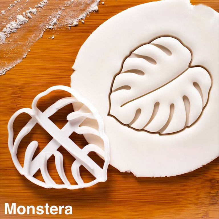 4 pcs Tropical Leaf Cookie Cutter, Palm Leaves Fondant Cutters Mold  Hawaiian Green Fondant Leaf Cookie Cutter for Gum Paste, Sugarcraft Candy,  Luau Cake Decorating