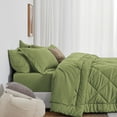 thumbnail image 2 of Set de edredón Love's cabin, color verde oliva, doble, 5 piezas, 2 of 6