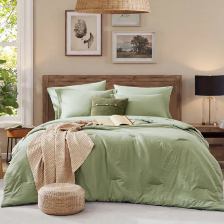 Catami Prewashed fabric 7-piece Bed in a Bag Queen Comforter Set with Sheets,Sage green