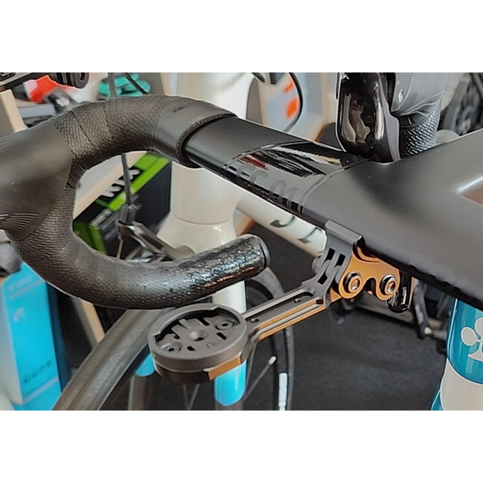 COLNAGO CC.01 一体型ハンドルバー 100mm/410mm COLNAGO CC.01 一体型ハンドルバー 100mm/410mm