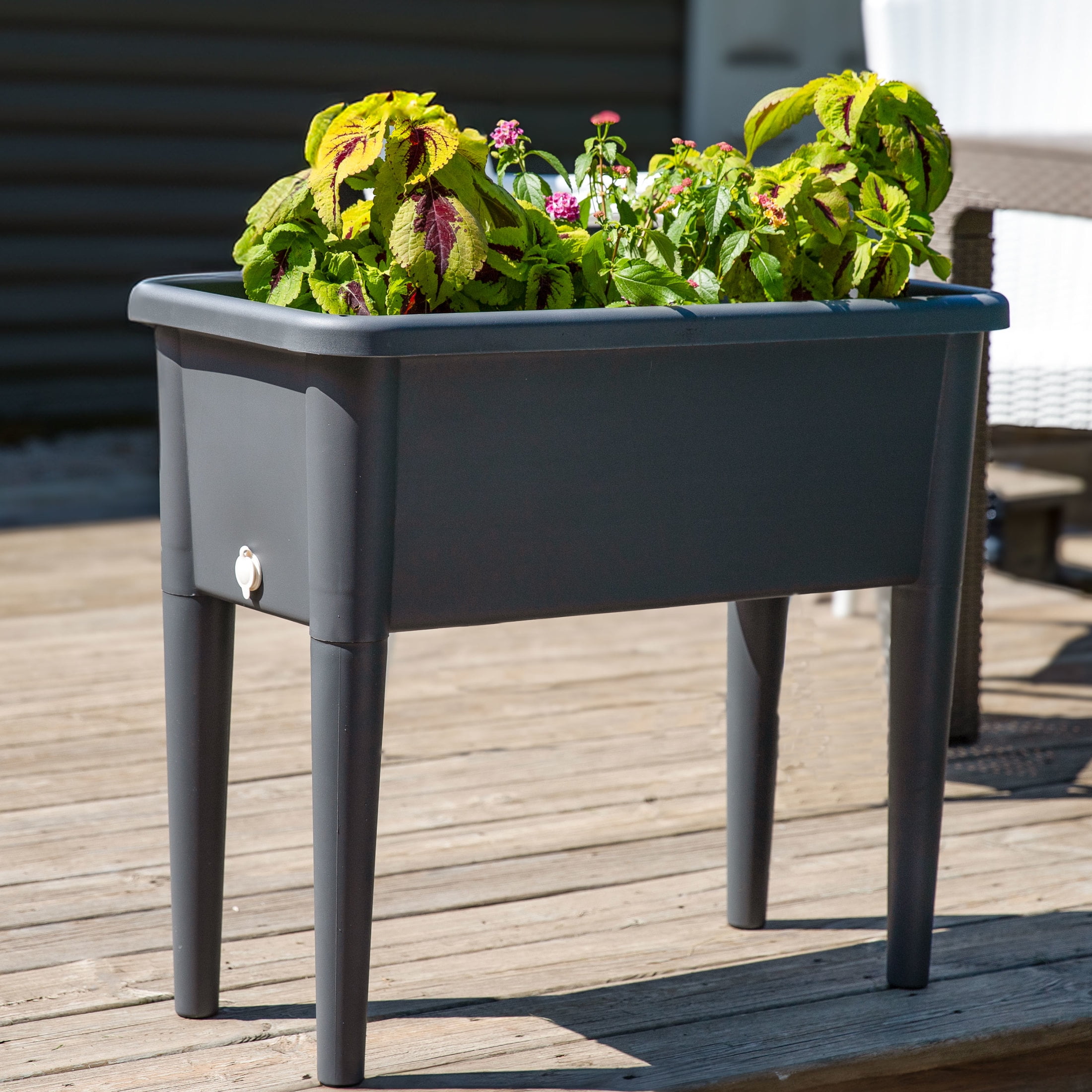 Sunnydaze 30" x 14.5" x 33" Gray Plastic Self-Watering Raised Garden Bed with Cover
