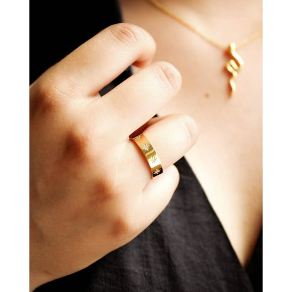 SOLITAIRE JEWELS 10k Yellow Gold Moissanite Starbust 5MM Dainty Celestial Star Engraved Wedding Band