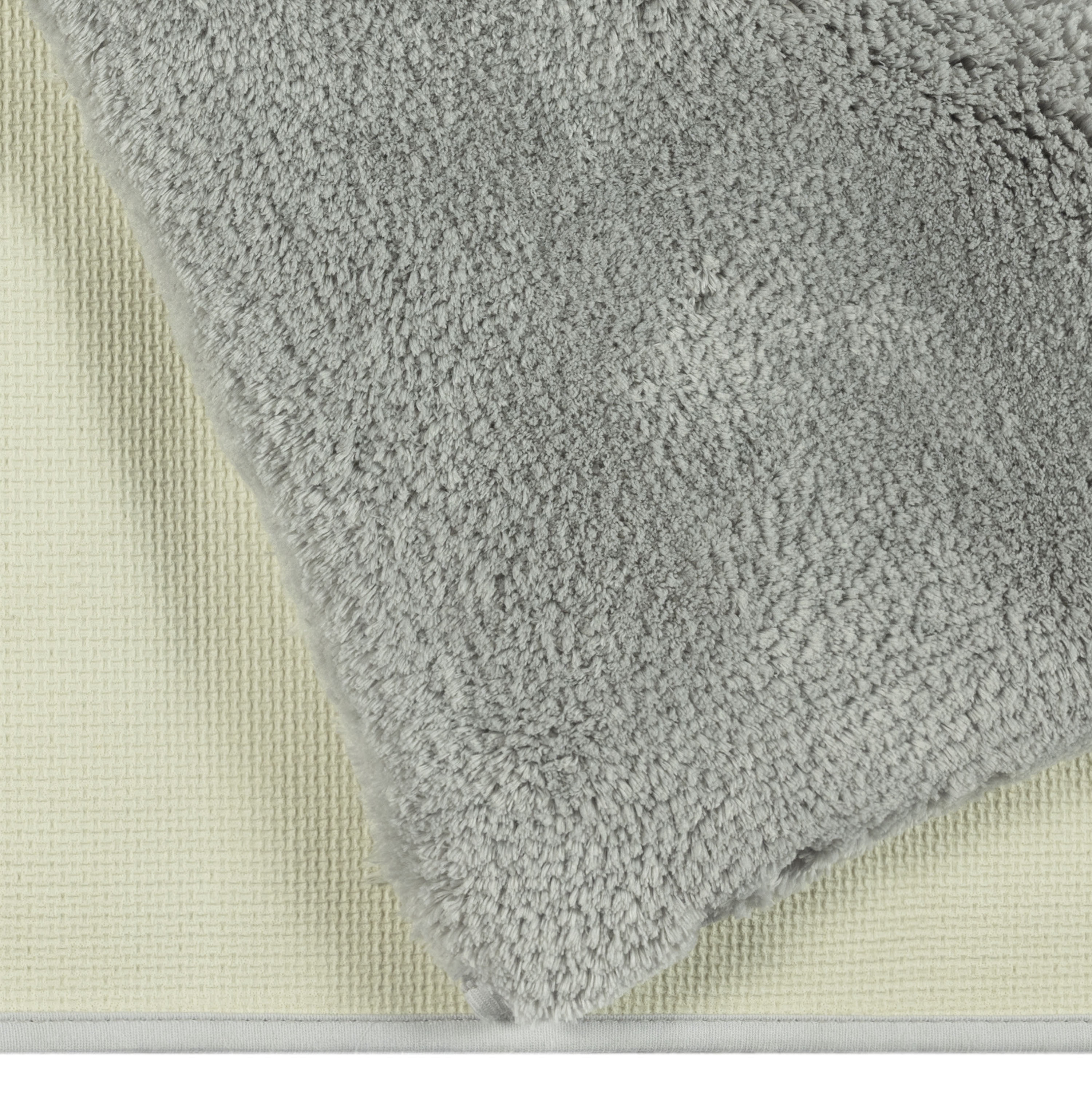 Hotel Style Silver 2-Piece Micro-Polyester 17 in x 24 in Bath Rug Set