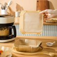 thumbnail image 3 of 100 Pcs Doublures en Papier Jetables pour Friteuse à Air Chaud Tapis de Cuisson Cuisson Papier Huilé Tapis pour Cuisine Résistant à l'Huile et Imperméable Panier Vapeur Carré Papier Four Barbecue, 3 of 8