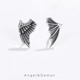 thumbnail image 3 of KAIYANG Pendientes de alas de ángel y demonio vintage de plata, pendientes exagerados para disfraz, 1 par, 3 of 5