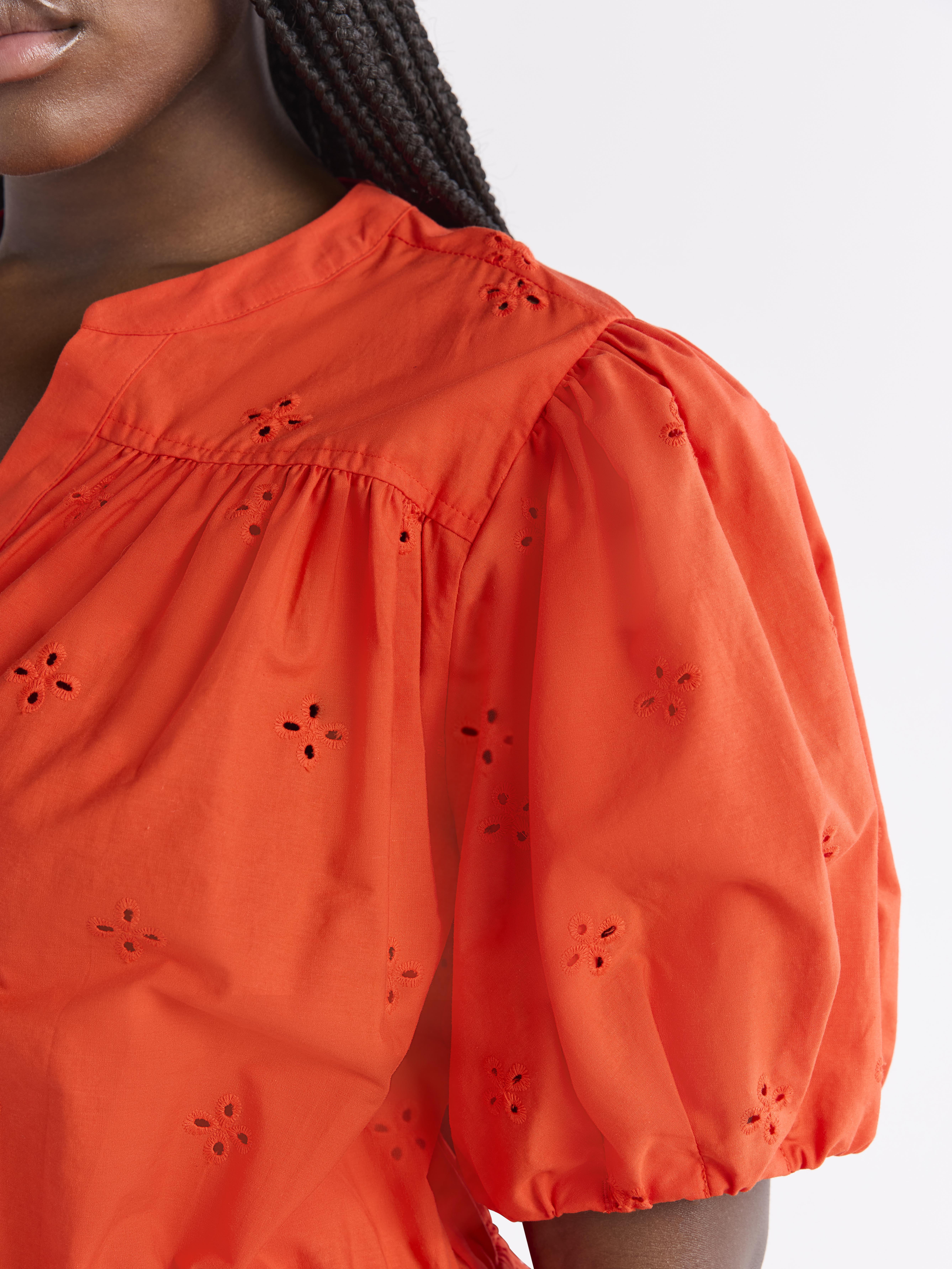 Free Assembly Women's and Women's Plus Cotton Eyelet Tiered Mini Dress with Puff Sleeves, Sizes XS-4X