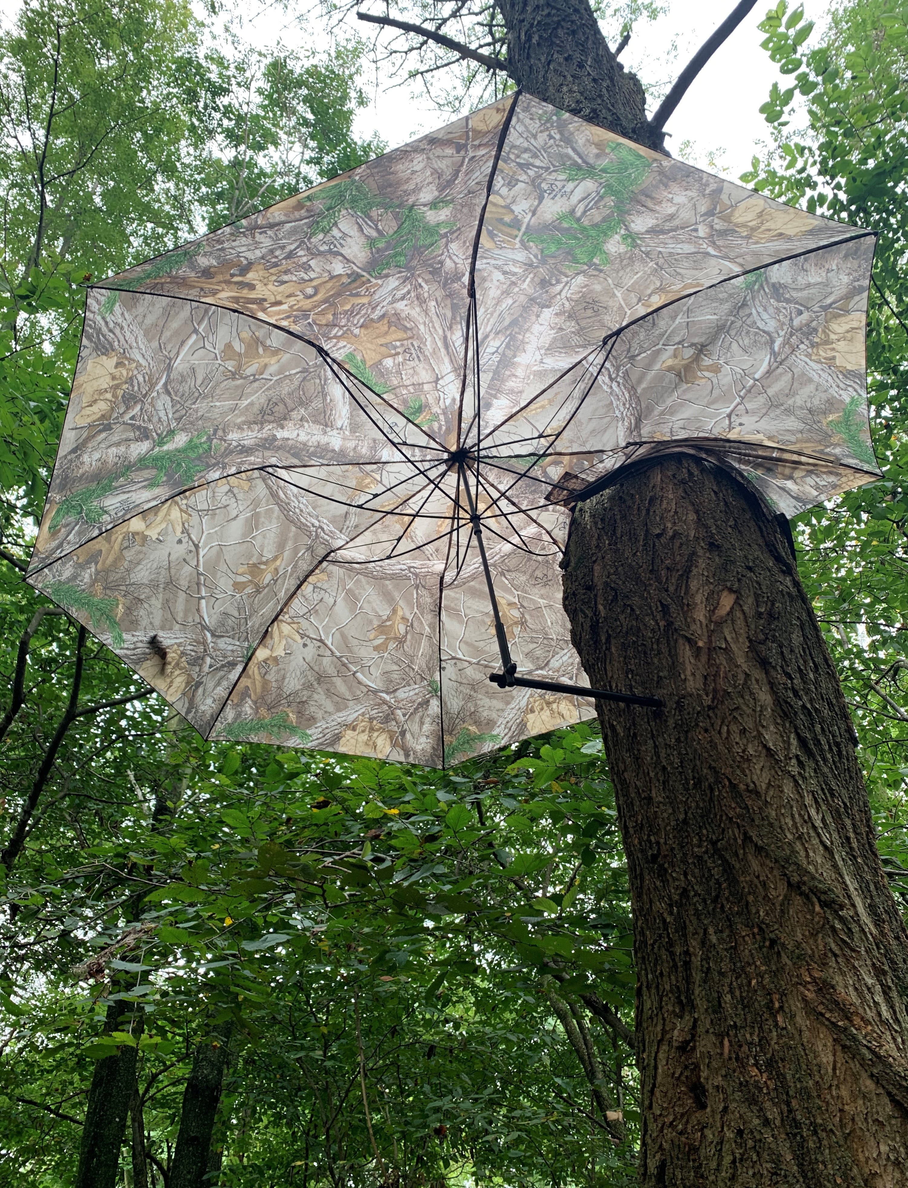 Triple Crown Outdoors Extra Large 55" Tree Umbrella Mossy Oak Breakup Triple Crown Outdoors Extra Large 55" Tree Umbrella Mossy Oak Breakup