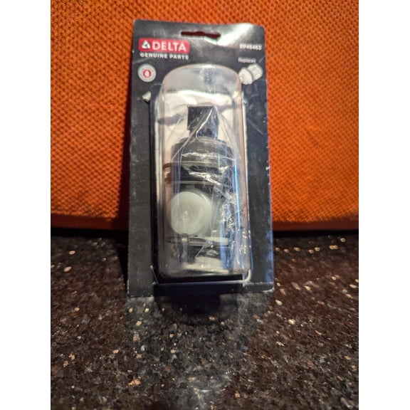 Delta Genuine Series 17 Cartridge RP46463 NEW