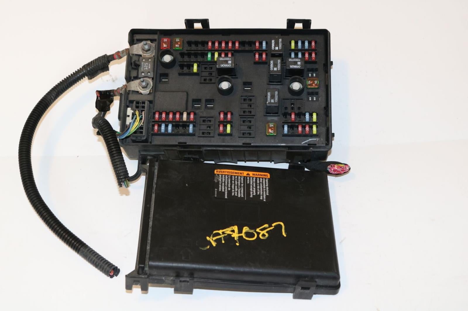 2004 Gmc Savana Fuse Box Location