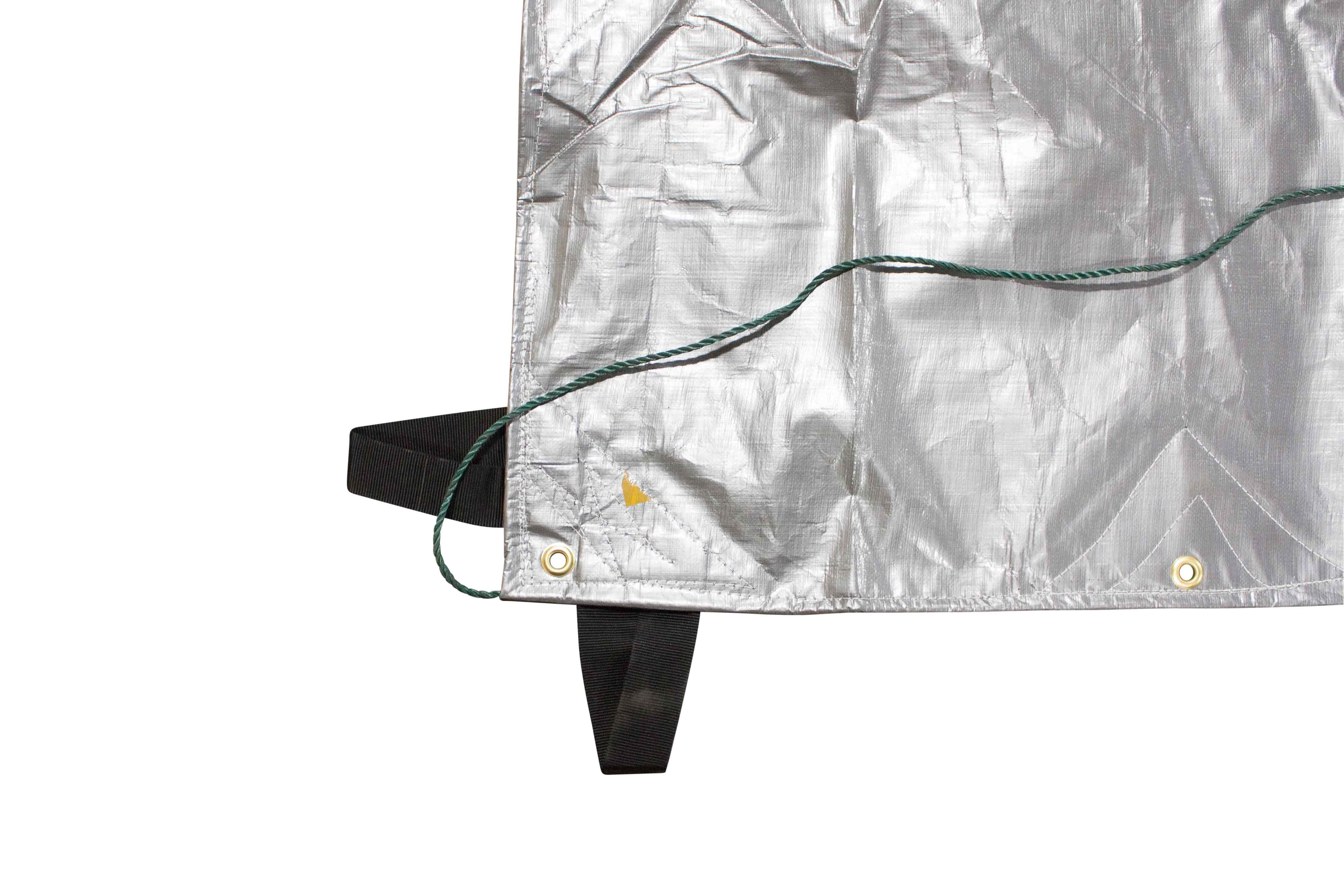 15/' x 54/' Heavy Duty 8oz Hay Tarps Silver Black 14.5 mil Waterproof