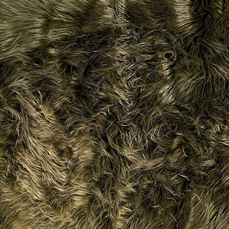 FabricLA Shaggy Faux Fur Fabric - 30 X 30 Inches Pre-Cut - Use Fake Fur  Fabric for DIY, Craft Fur Decoration, Fashion Accessory, Hobby - Baby Pink  Fur Fabric