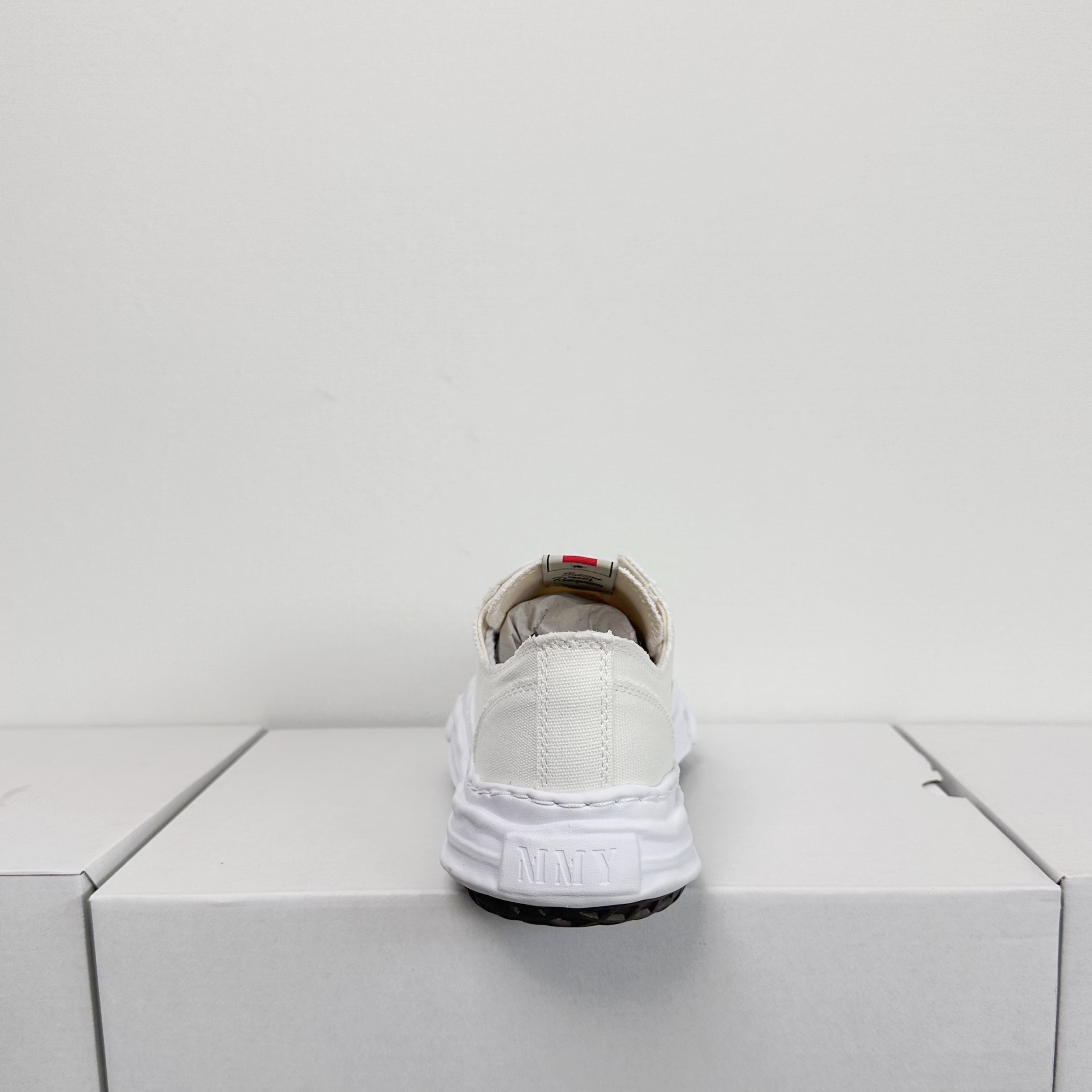 Maison MIHARA YASUHIRO MMY White Hank Low-top sneakers Canvas