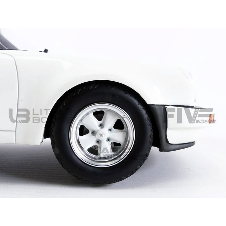 Porsche 911 SC RS White 1/18 Model Car by GT Spirit