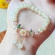thumbnail image 4 of Pulsera de cristal de la flor de los cabritos con la joyería fina ajustable de cristal para las muchachas, 4 of 6