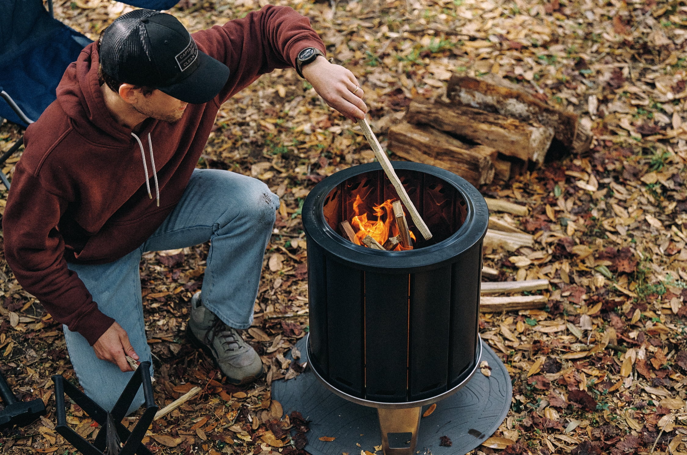 Solo Stove Bonfire 2.0 Bundle | Smokeless Wood Burning Pit