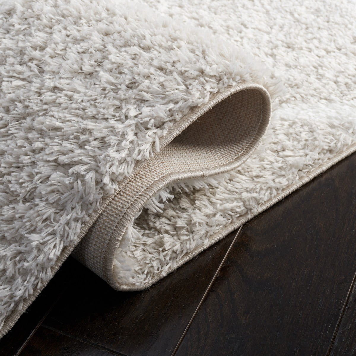 SAFAVIEH Tahoe Thelma Quatrefoil Shag Area Rug, 4' x 6', Silver/White