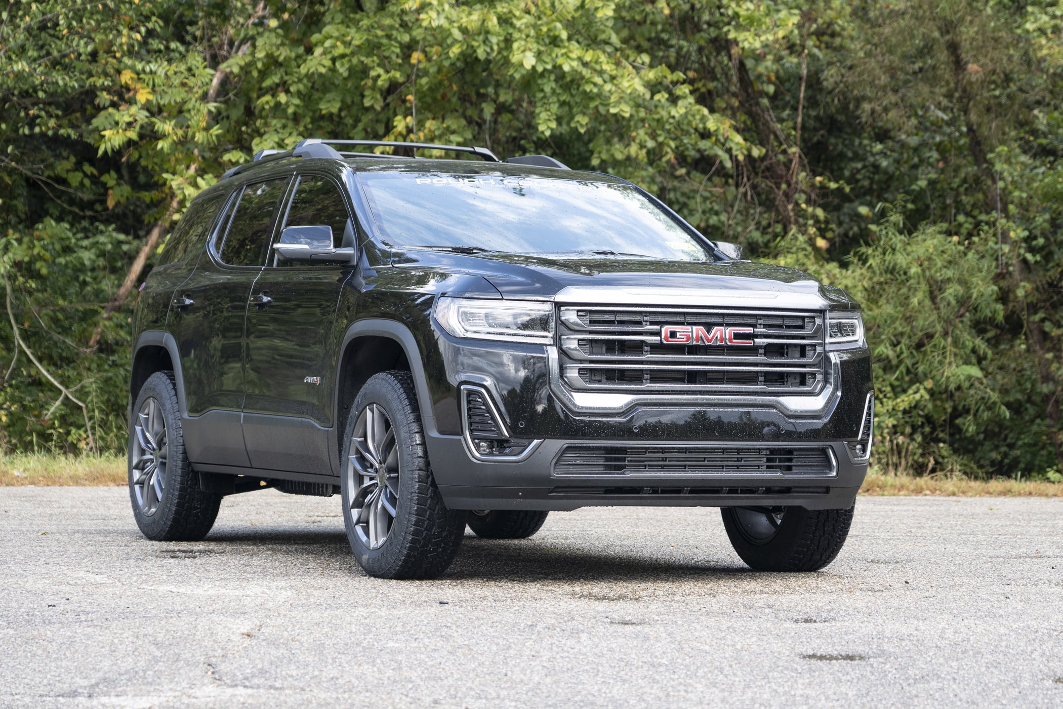 Rough Country 1.5" Lift Kit w/N3 Struts for 2017-2023 GMC Acadia - 110031A