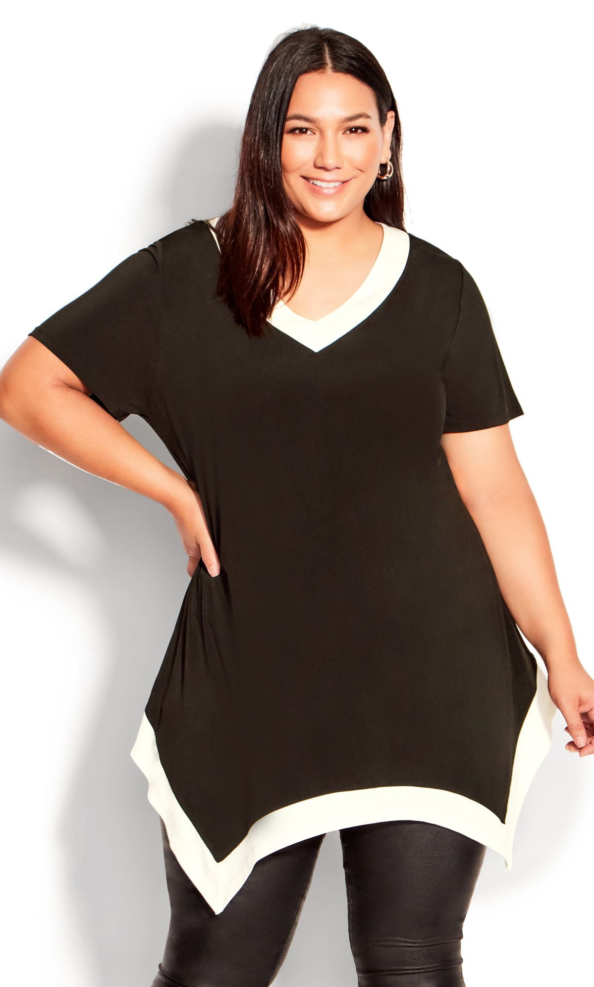 Ave Studio Women's Plus Size Colette Tunic Top Short Sleeve V-Neckline ...