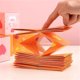 thumbnail image 4 of Caja Sorpresa de Cumpleaños, Diseño de Sobre Rojo Que Rebota, Incluye Dinero, Tarjetas y Confeti. Regalo Especial para Cumpleaños, Aniversarios y Pedidas de Mano. Múltiples Tamaños. Caja de 10 a 20 U, 4 of 6