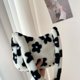 thumbnail image 5 of Bolso de felpa para las axilas, bolso de hombro mullido para mujer, bolso de mano peludo para mujer para otoño e invierno, 5 of 5
