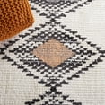 thumbnail image 6 of SAFAVIEH Moroccan Tassel Frank Southwestern Area Rug, Ivory/Orange, 4'5" x 6'5", 6 of 8