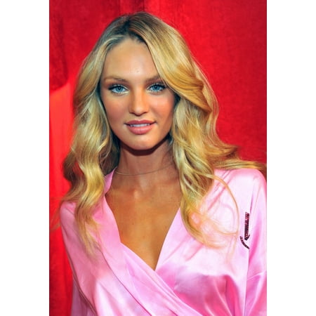 Candice Swanepoel Inside For The VictoriaS Secret Fashion Show - Backstage Hair And Makeup Stretched Canvas -  (8 x (Best Victoria Secret Makeup)