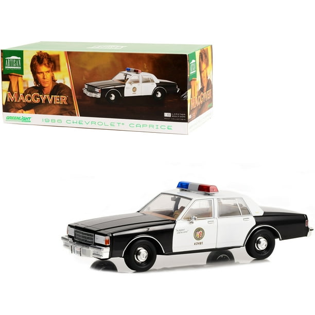 1/18 ロサンゼルス　POLICE L.A.P.D. パトカー ミニカー 1986 Chevrolet Caprice Black and White LAPD (Los Angeles Police