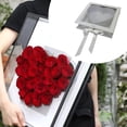 thumbnail image 4 of Caja de presentación en forma de corazón con tapa transparente para regalos florales, dulces y chocolates. Blanco, 4 of 7