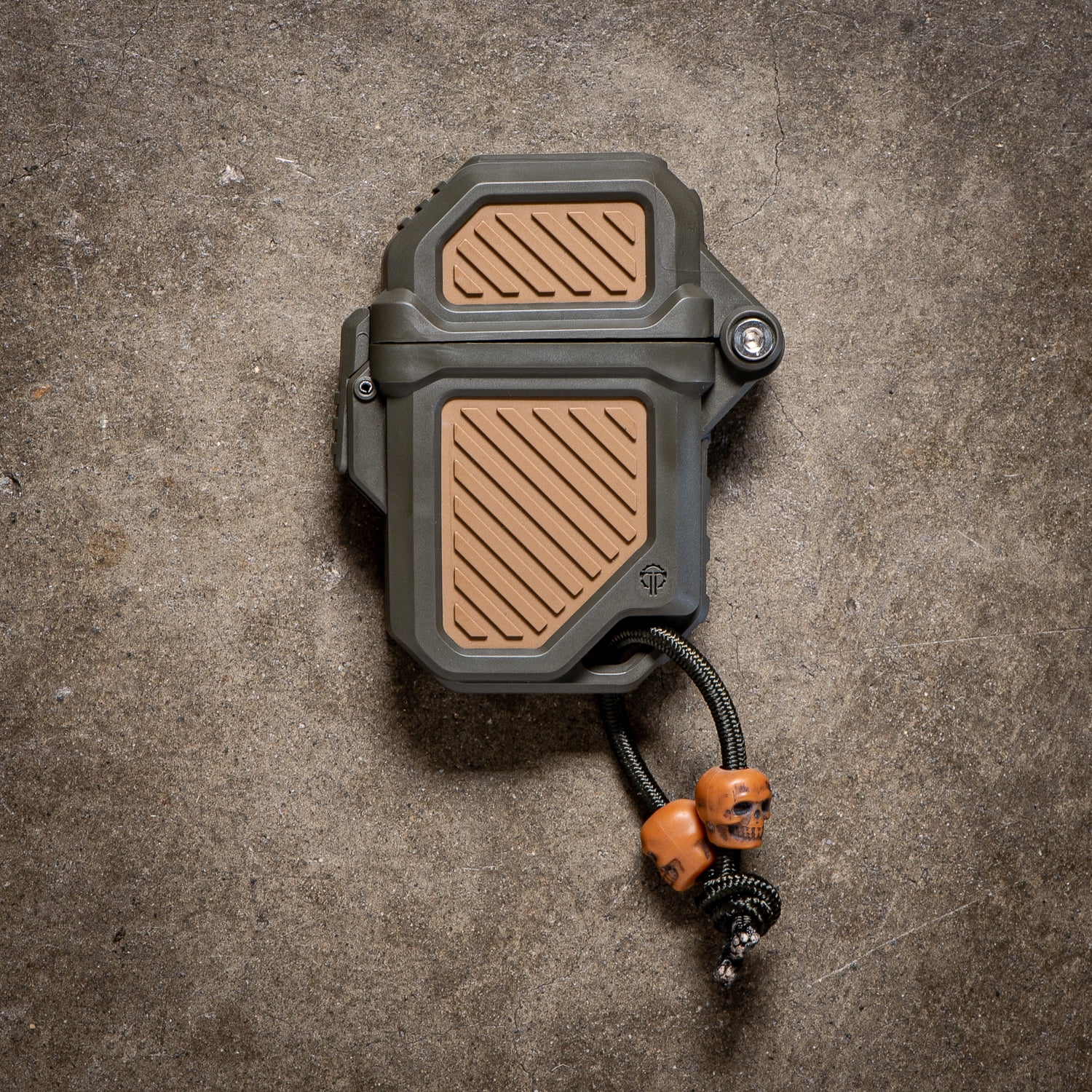 Thyrm PyroVault 2.0 Lighter Armor for Zippo, Z-Plus, Thunderbird, and Blazer Inserts, Urban (Black + Grey) with Tinder-Quik Firestarter