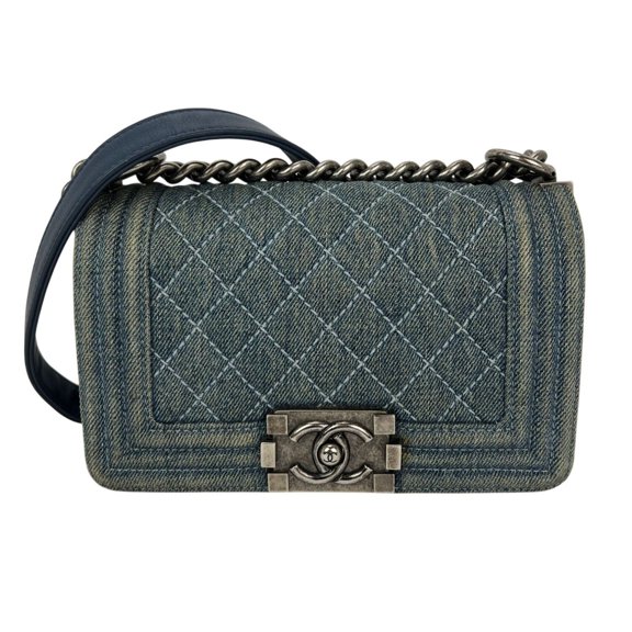 Pre-Owned Chanel Denim Quilted Small Blue Boy Flap