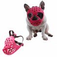 thumbnail image 1 of Jacenvly - Bozal para perro con adornos navideños para exteriores, bozal de goma corto con pico corto, bozal antimordeduras, transpirable, para decoración del hogar, 1 of 6