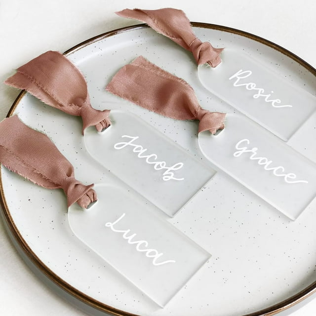 TETOU 50Pcs Acrylic Place Card for Wedding Frosting Table Seating Cards Wedding Supplies - Rose Ribbon
