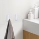thumbnail image 5 of Juego de garfios de plástico de 6 Montaje de pared sin punzón | Ganchos adhesivos multicolores para organización del hogar | Agarre resistente a fugas duradero | 6 x 3,2 x 2 cm Diseño compacto, 5 of 6
