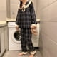 thumbnail image 1 of Conjunto de pijama a cuadros de manga larga para mujer, ropa de dormir bonita con cuello vuelto de encaje de princesa dulce, pijama coreano de salón de dos piezas para mujer, 1 of 3