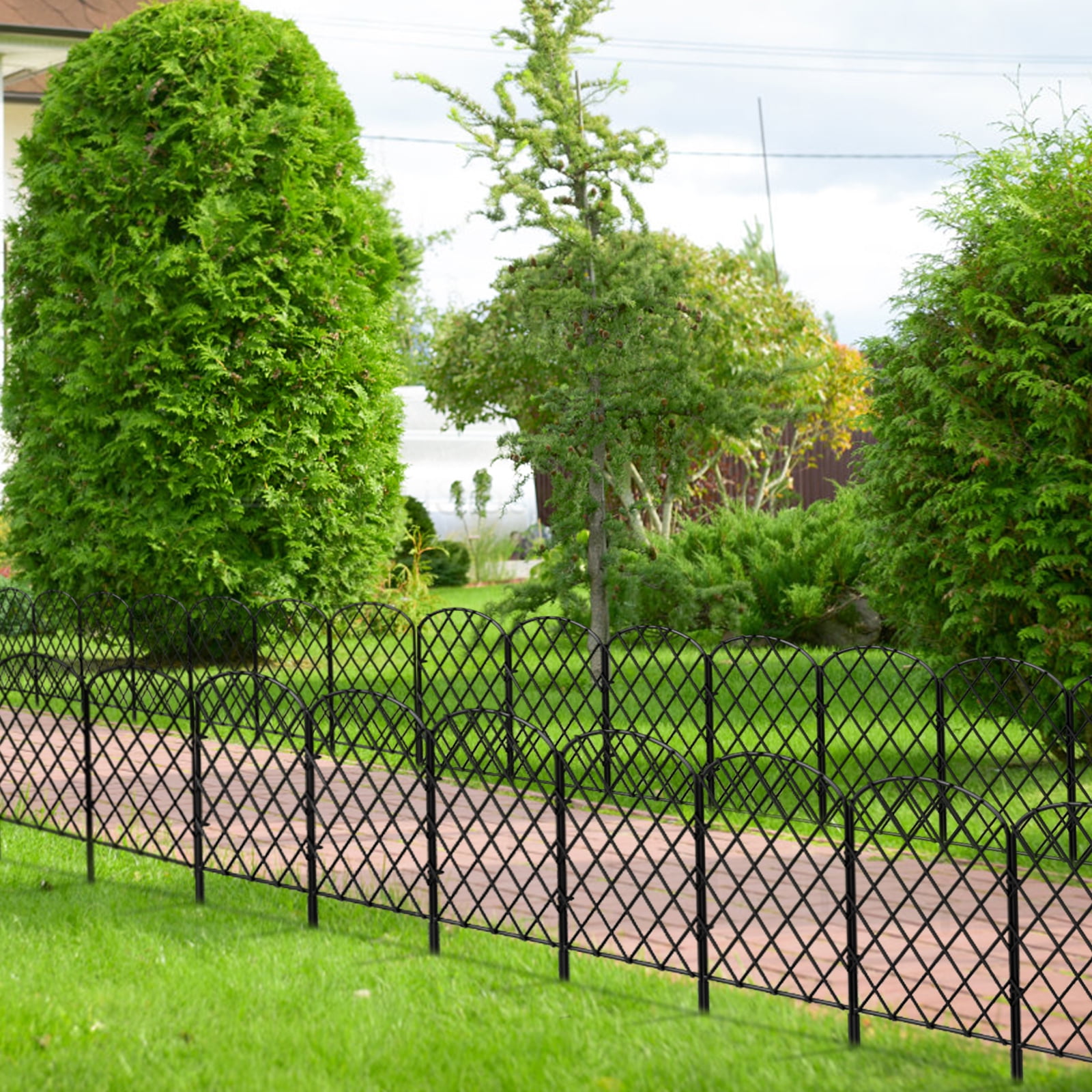 24" (H) x 27FT (L) Metal Decorative Garden Fence Outdoor Patio Barrier Diamond Lattice