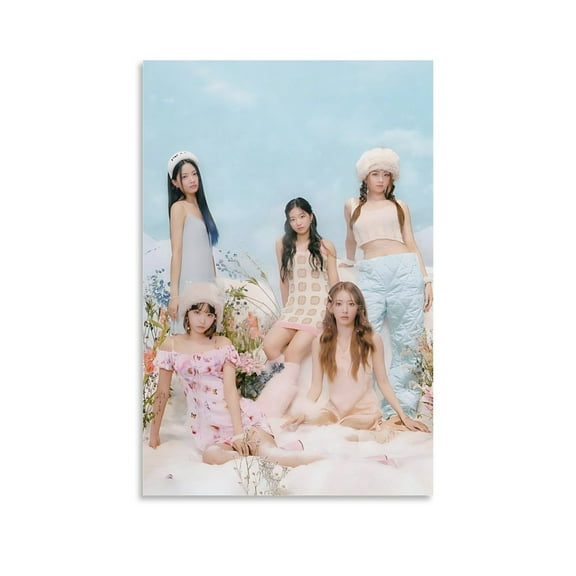 LE SSERAFIM Popular Girl Troupe Art Poster Canvas Poster Wall Art Picture Prints Hanging Photo Gift Decor Home Posters Artworks 12x18inch(30x45cm)